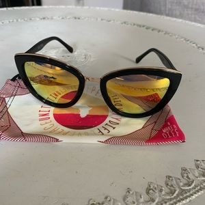 DIFF Cat Eye Sunglasses